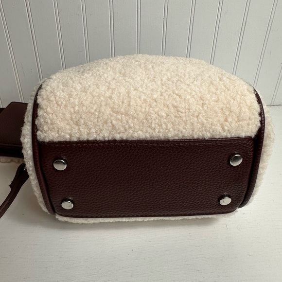 ASPEN Sherpa mini faux fur crossbody/ handbag - Picture 8 of 14